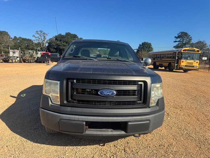 #9020-•-2013-ford-f-150-xl-image-8