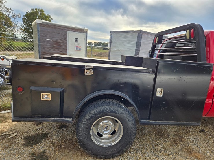#27076-•-2011-ford-f-350-pickup-truck-(nonrunner)-image-34