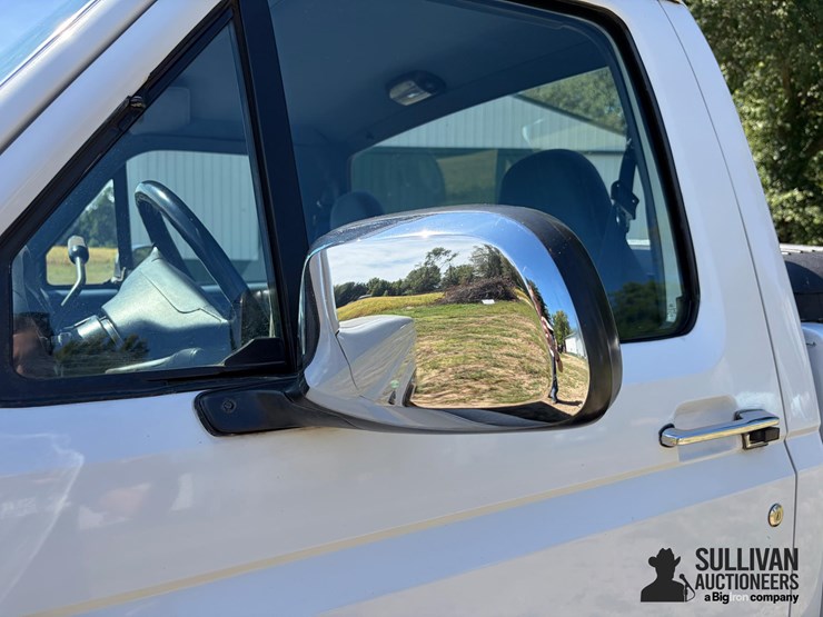 1996-ford-f-150-xlt-single-cab-2wd-pickup-image-12