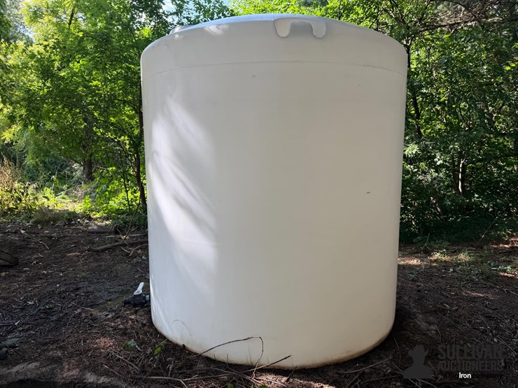 2,500-gal-poly-tank-image-7