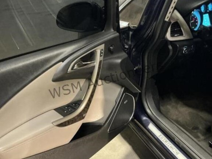 2015-buick-verano-sdn-image-21