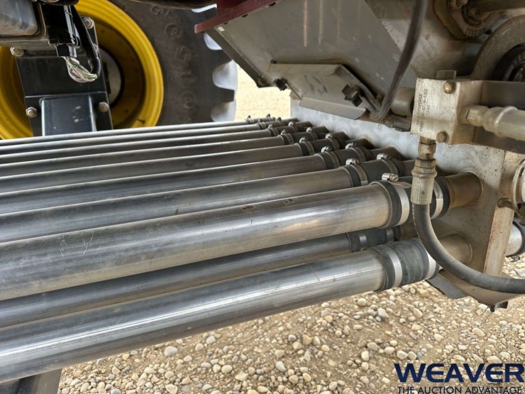 2010-seedhawk-62-ft.-seeder-image-48