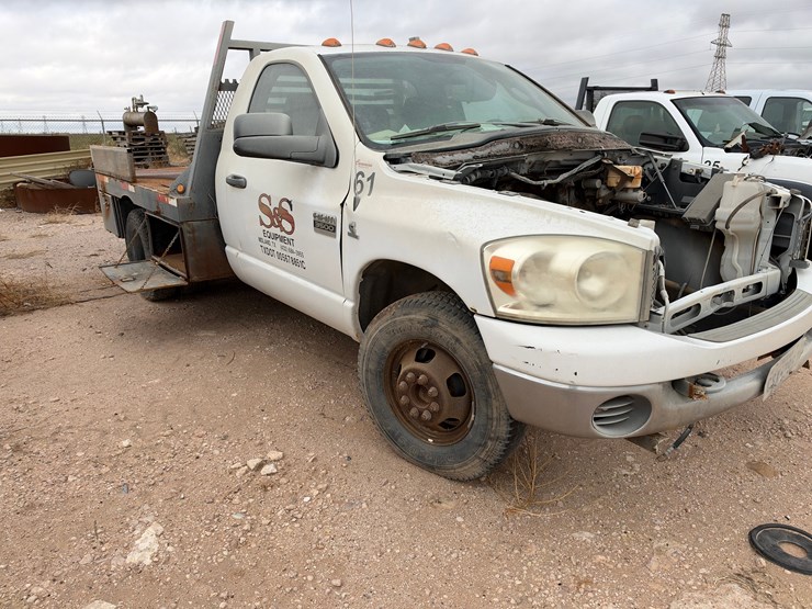 2007-dodge-ram-3500-image-4