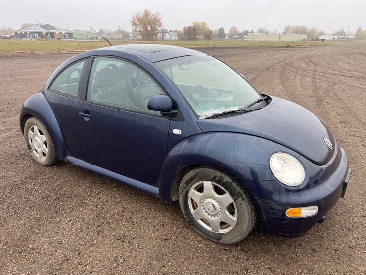 2000-volkswagen-beetle-image-3