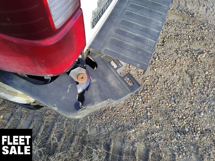 non-operable-2022-ford-f-350-super-duty-4x4-xlt-4dr-crew-cab-8-ft.-lb-srw-image-28