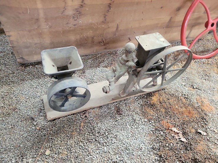 stover-duro-with-mill-image-1