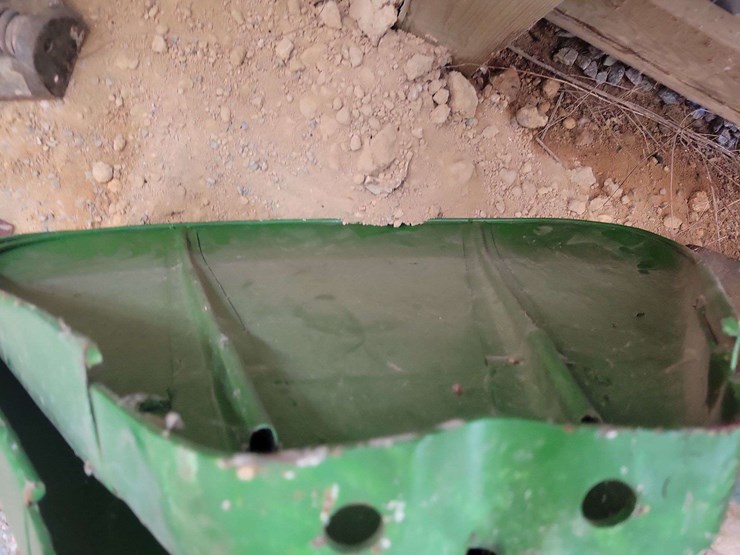 john-deere-clamshell-fenders-image-7