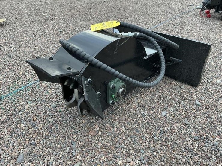 2026-giyi-stump-grinder-for-stand-up-skid-steer-image-3