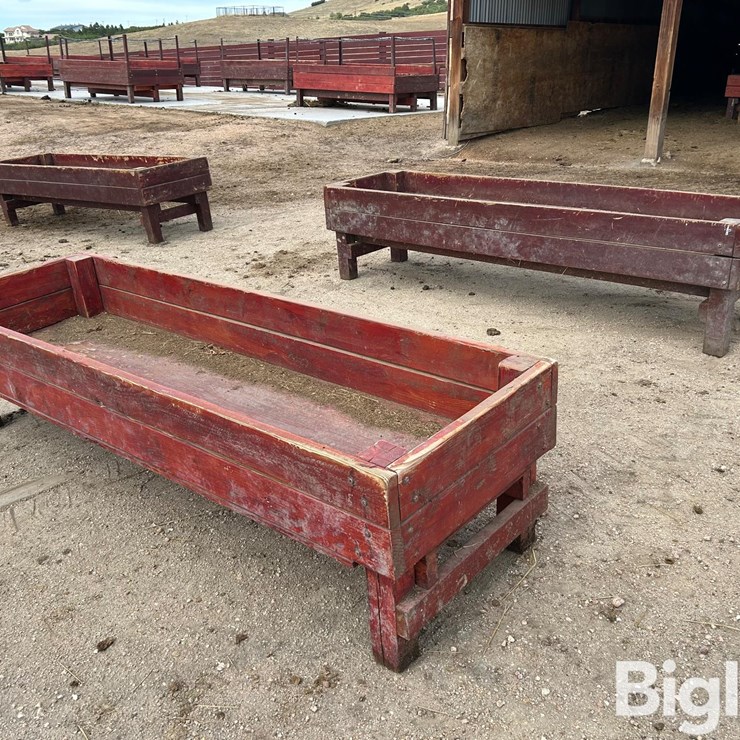 Wood Cattle Feed Bunks