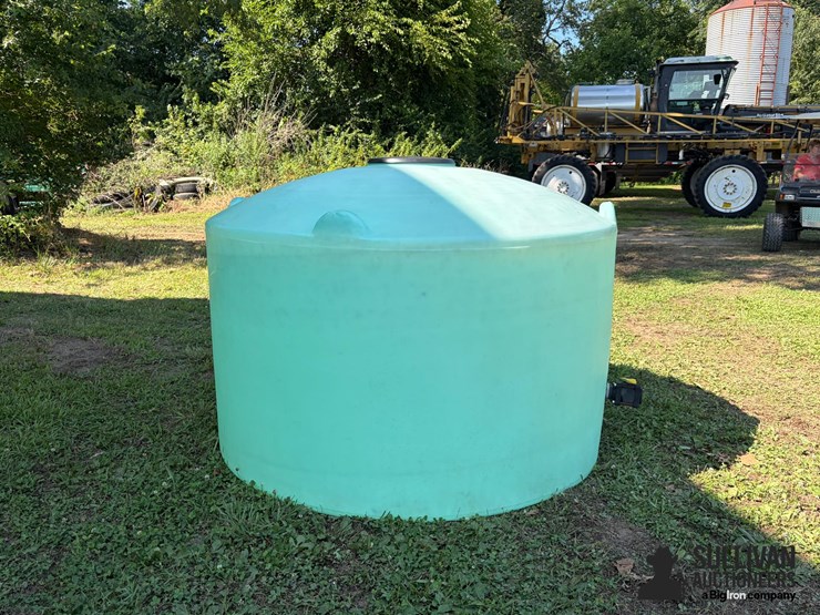 snyder-industries-550-gal-poly-tank-image-4