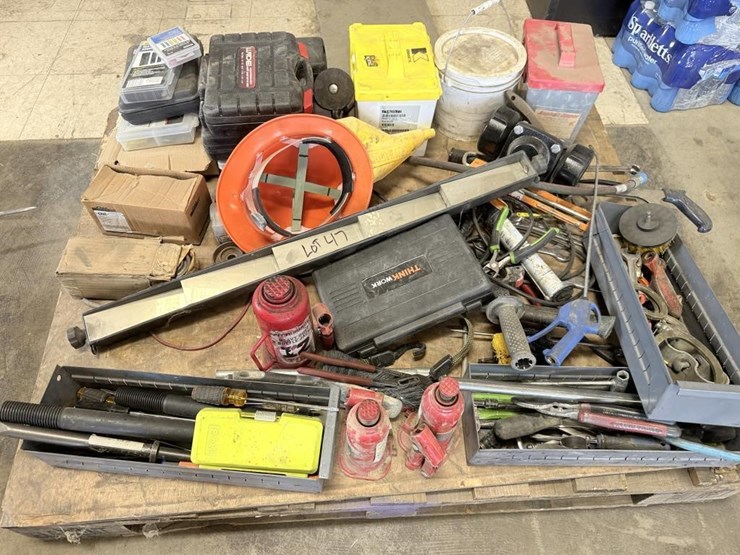 assorted-wrenches-sledge-hammers-image-2