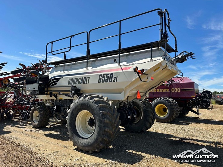 2011-bourgault-3310-55-55-ft.-seeder-image-51