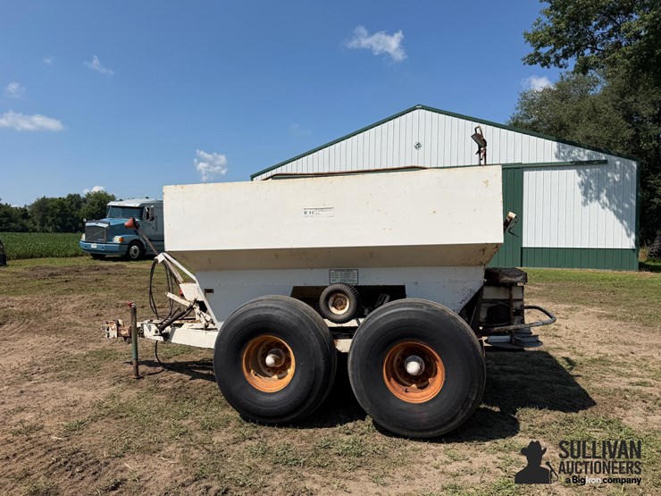 jt-industries-6-ton-fertilizer-spreader-image-8