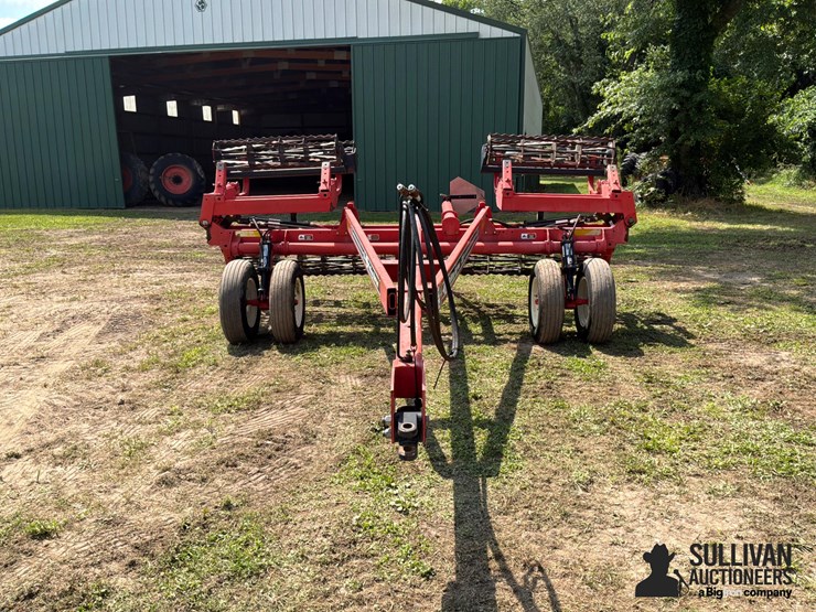 unverferth-225-double-basket-rolling-harrow-image-2