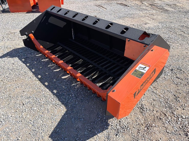 72”-hydraulic-rock-picker-attachment-image-1