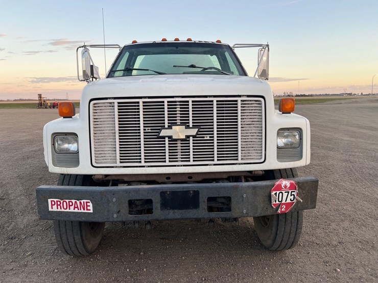1991-chevrolet-kodiak-fuel-truck-image-2
