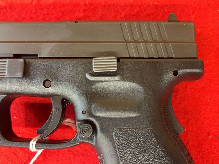 springfield-armory-xd-9mm-semiauto-pistol-image-9
