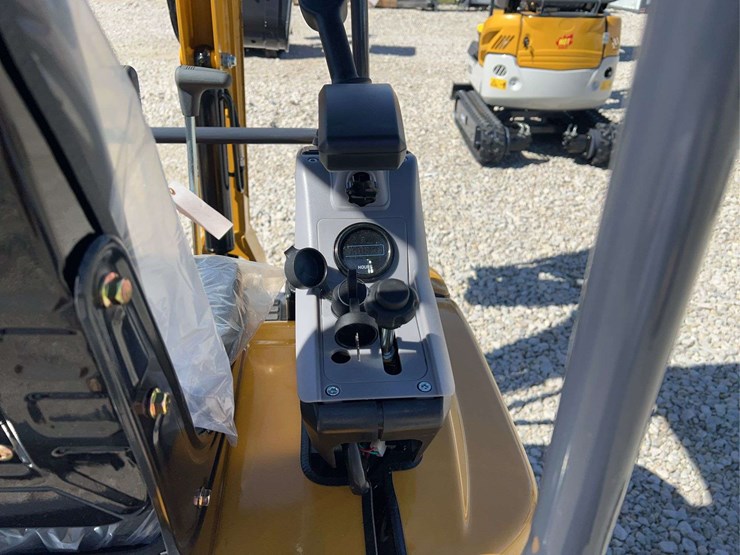 mini-excavator-me20-image-18