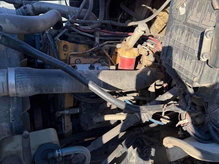 2006-sterling-acterra-tandem-axle-dump-image-14