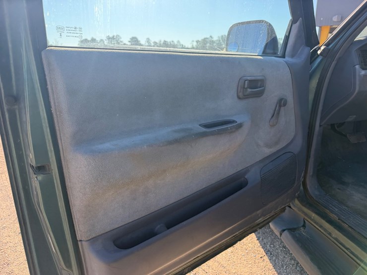 #42790-•-1998-toyota-t100-pickup-truck-image-24