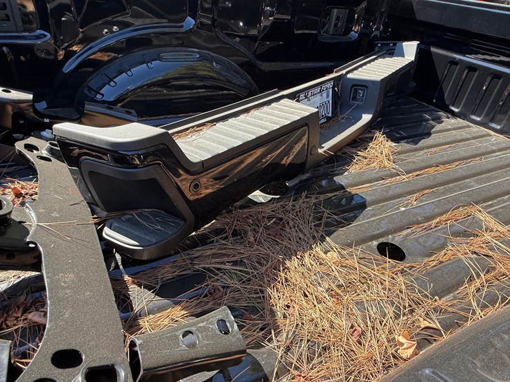 2026-ford-8-ft.-f-450-pickup-bed-image-9