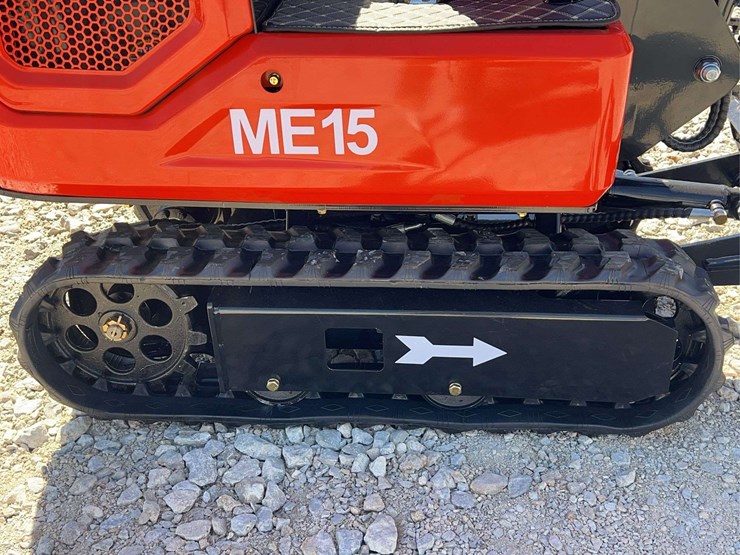 mini-excavator-me15-image-11