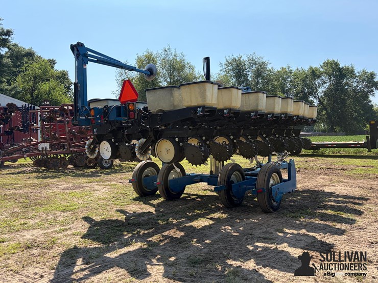 1998-kinze-2500-8/15-split-row-planter-image-5