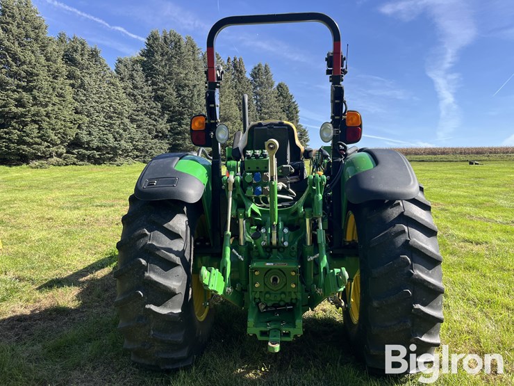 2011-john-deere-5075m-mfwd-tractor-w/533-loader-image-6