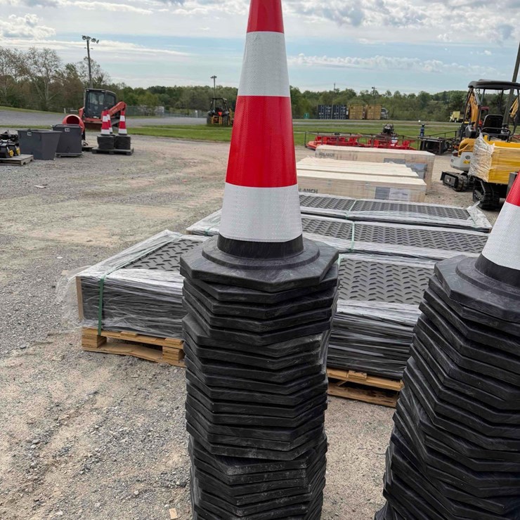 (25) Unused Traffic Cones
