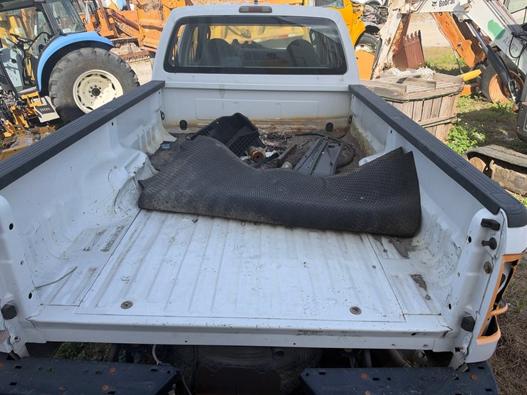 #88-•-2009-ford-super-duty-f-250-crew-cab-pickup-truck-image-11