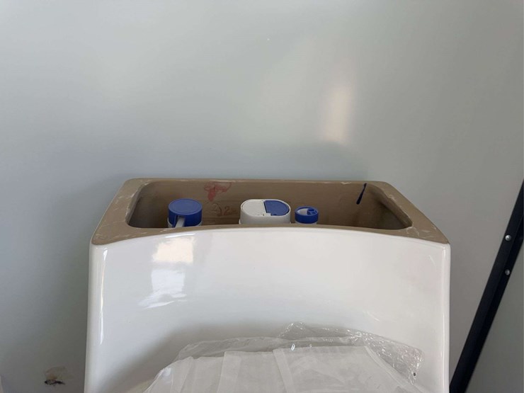 prefabricated-portable-restroom-unit-image-11