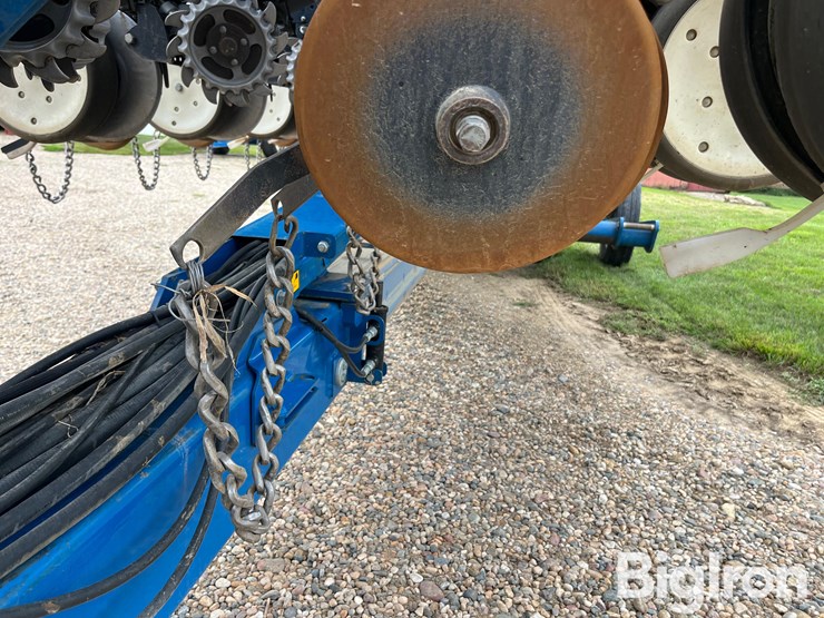 2014-kinze-3660-16r30/31r15-planter-image-19