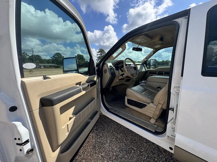 #244-•-2009-ford-f-250-pickup-truck-image-9