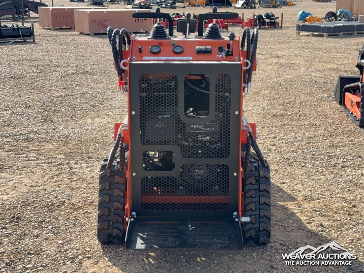 2026-captok-skid-steer-loader-image-6
