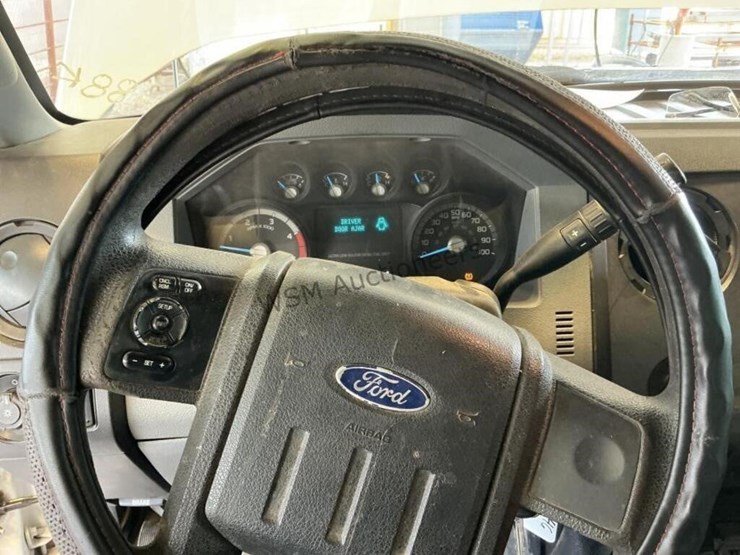 2011-ford-f-250-super-duty-p/u-image-16