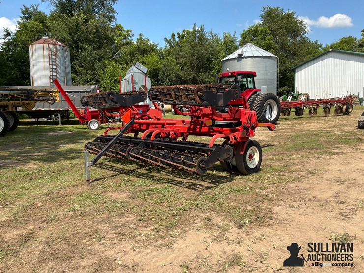 unverferth-225-double-basket-rolling-harrow-image-5