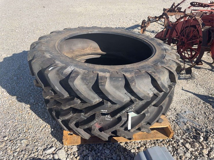 michelin-tires-13.6r38-image-1