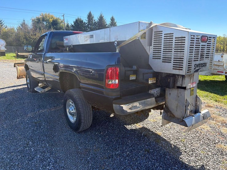2001-ram-2500-pick-up-image-10