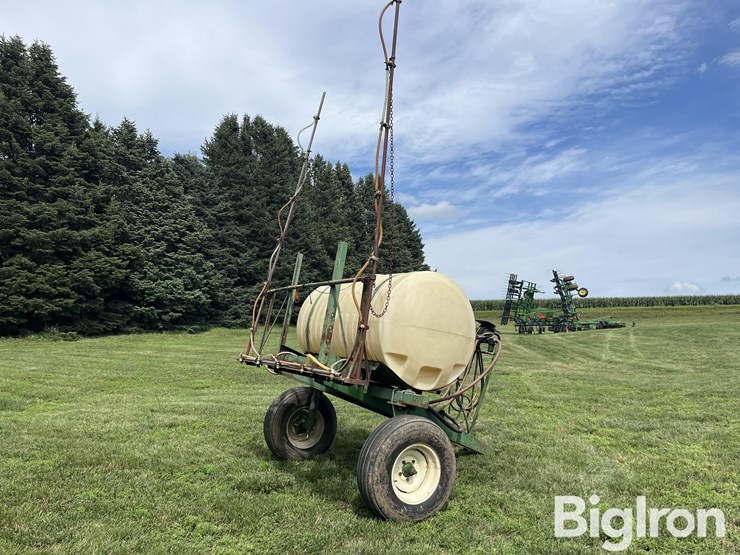 300-gal-pull-type-sprayer-image-5