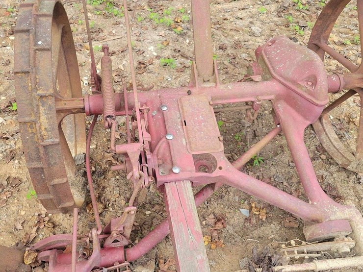 international-no-9-sickle-mower-image-7
