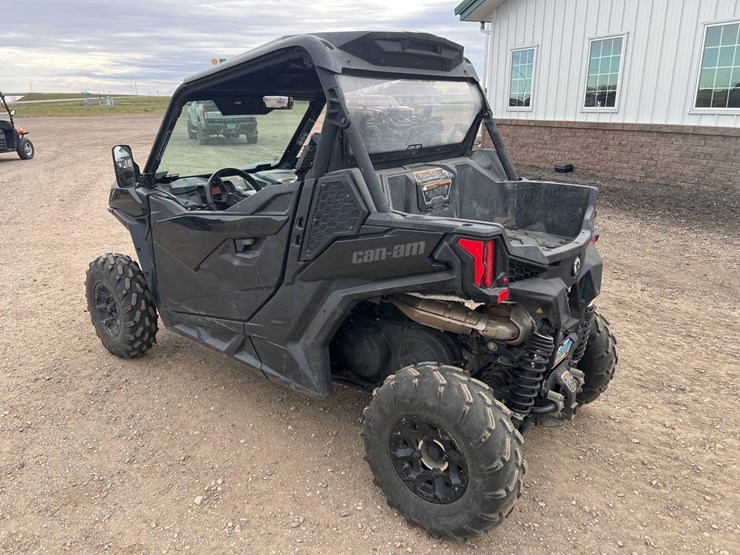 2020-can-am-maverick-utv-image-7