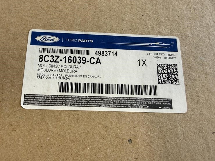 ford-fenderr-trim-piece---fits-1999-f450-image-4