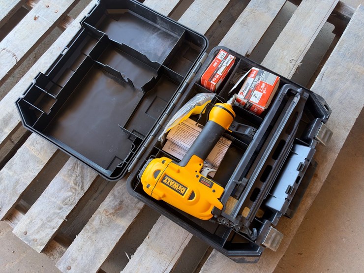 #12-•-dewalt-pneuamtic-nail-gun-w/-extra-nails-image-1