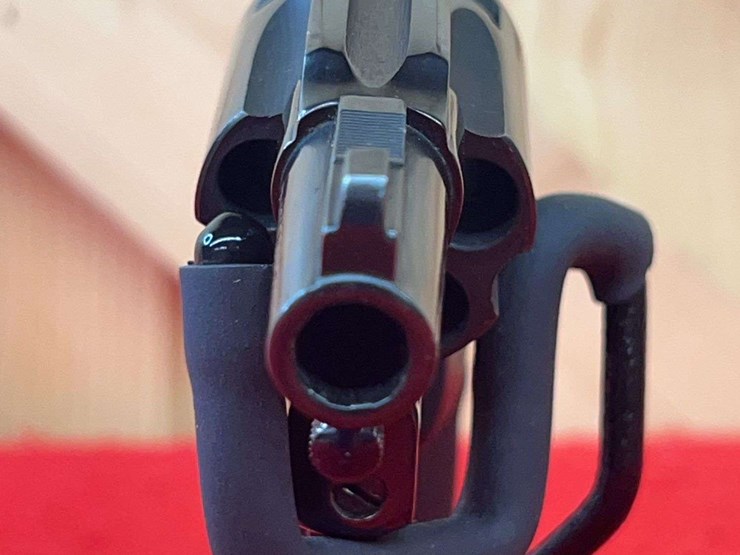 charter-arms-.38-special-da-revolver-image-5