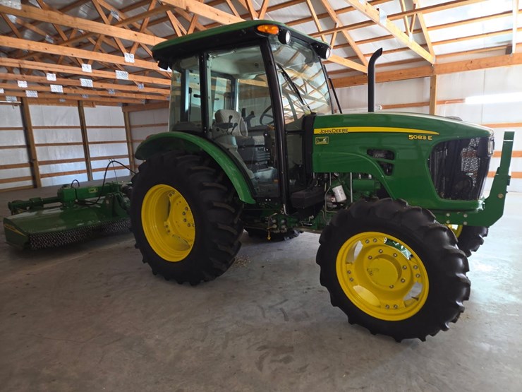 #27345-•-2013-john-deere-5083e-tractor-image-6