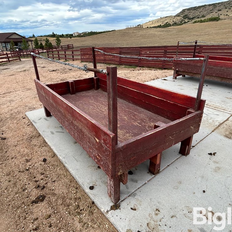 Wood Cattle Feed Bunks