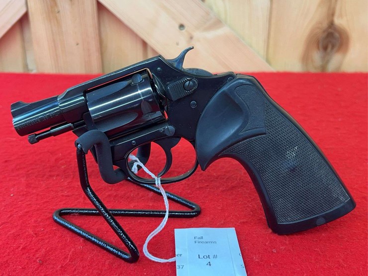 charter-arms-.38-special-da-revolver-image-1