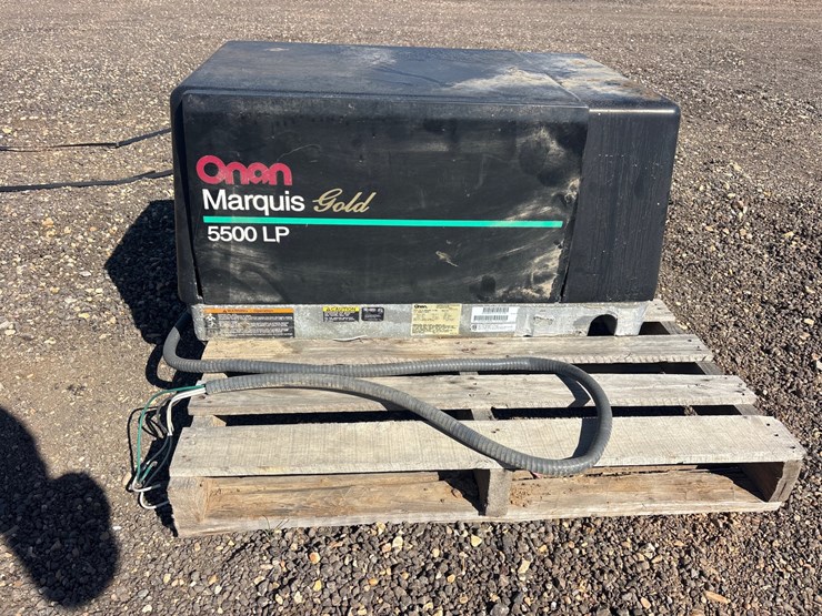 #9026-•-cummins-onan-marquis-gold-5500-lp-generator-image-1