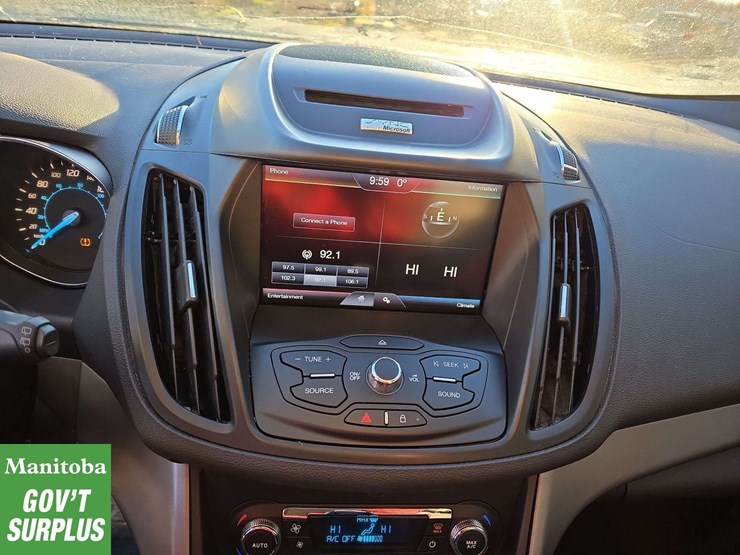 2014-ford-escape-image-19