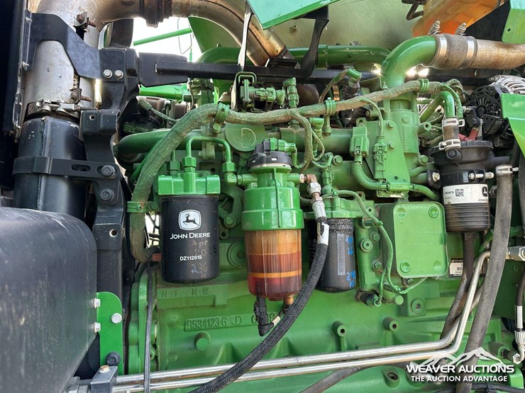 2014-john-deere-r4030-4x4-high-clearance-self-propelled-sprayer-image-85